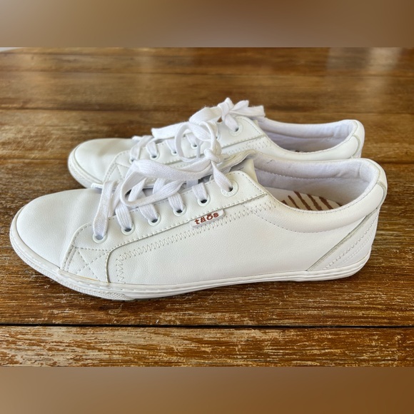 Taos Retro Star White Women’s Sneakers Low Top Size 10 - Picture 3 of 15